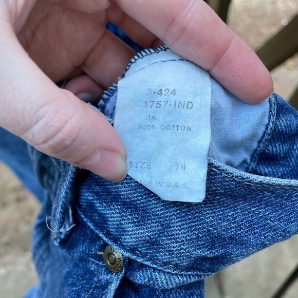 Vintage Woolrich Straight Leg Jeans in Medium Blue Wash - Picture 7 of 9